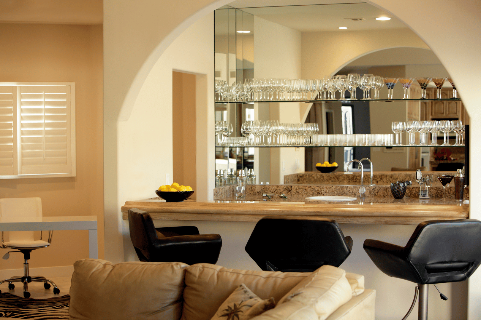 Interior Counter Bar Design: Dazzle with Your Own Stylish Home Bar Counter