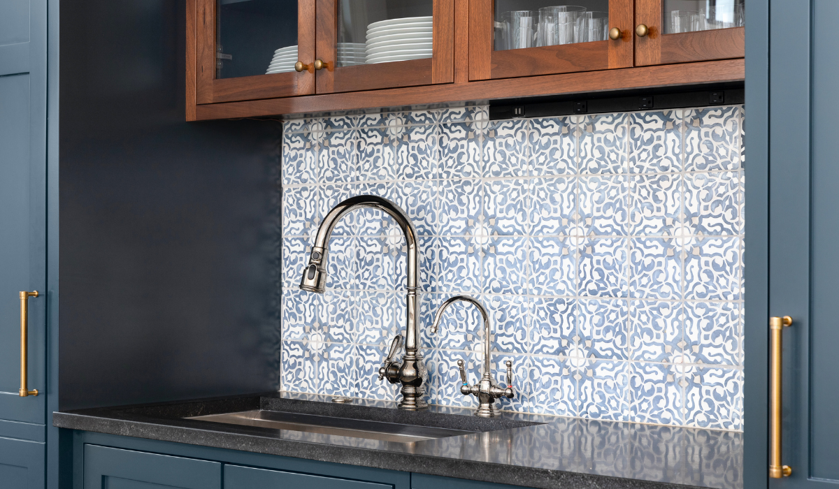 Pure Space_Kitchen Backsplash_Handcrafted tiles