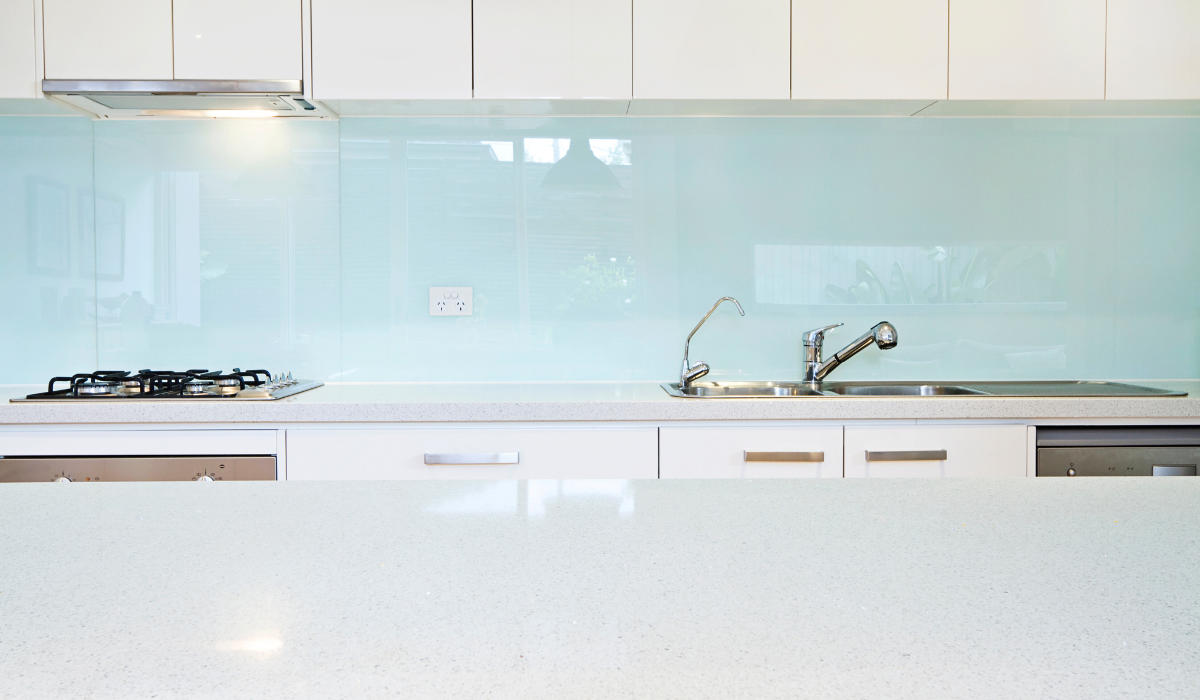 Pure Space_Kitchen Backsplash_Painted glass
