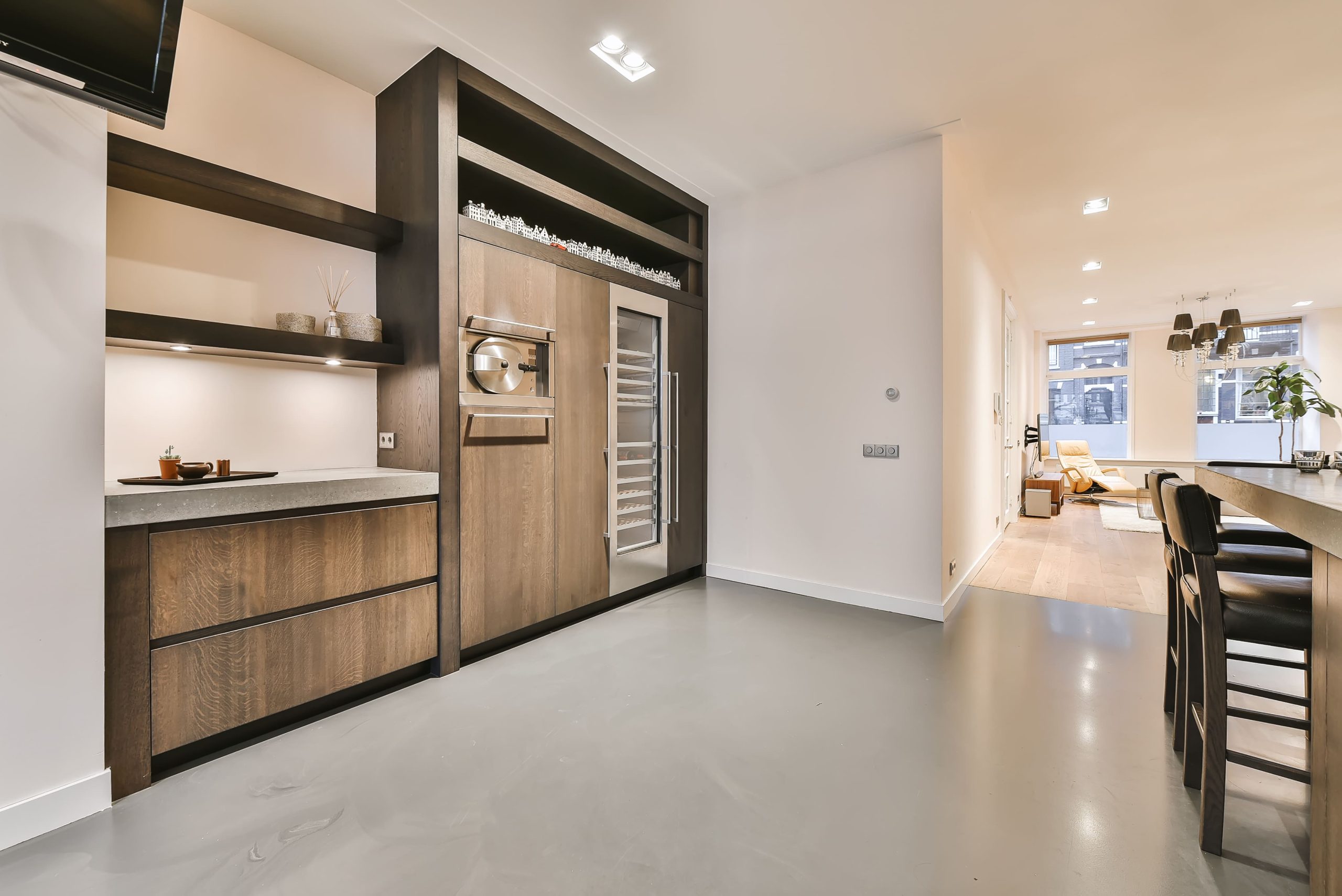 Light wood cabinet with concealed handle